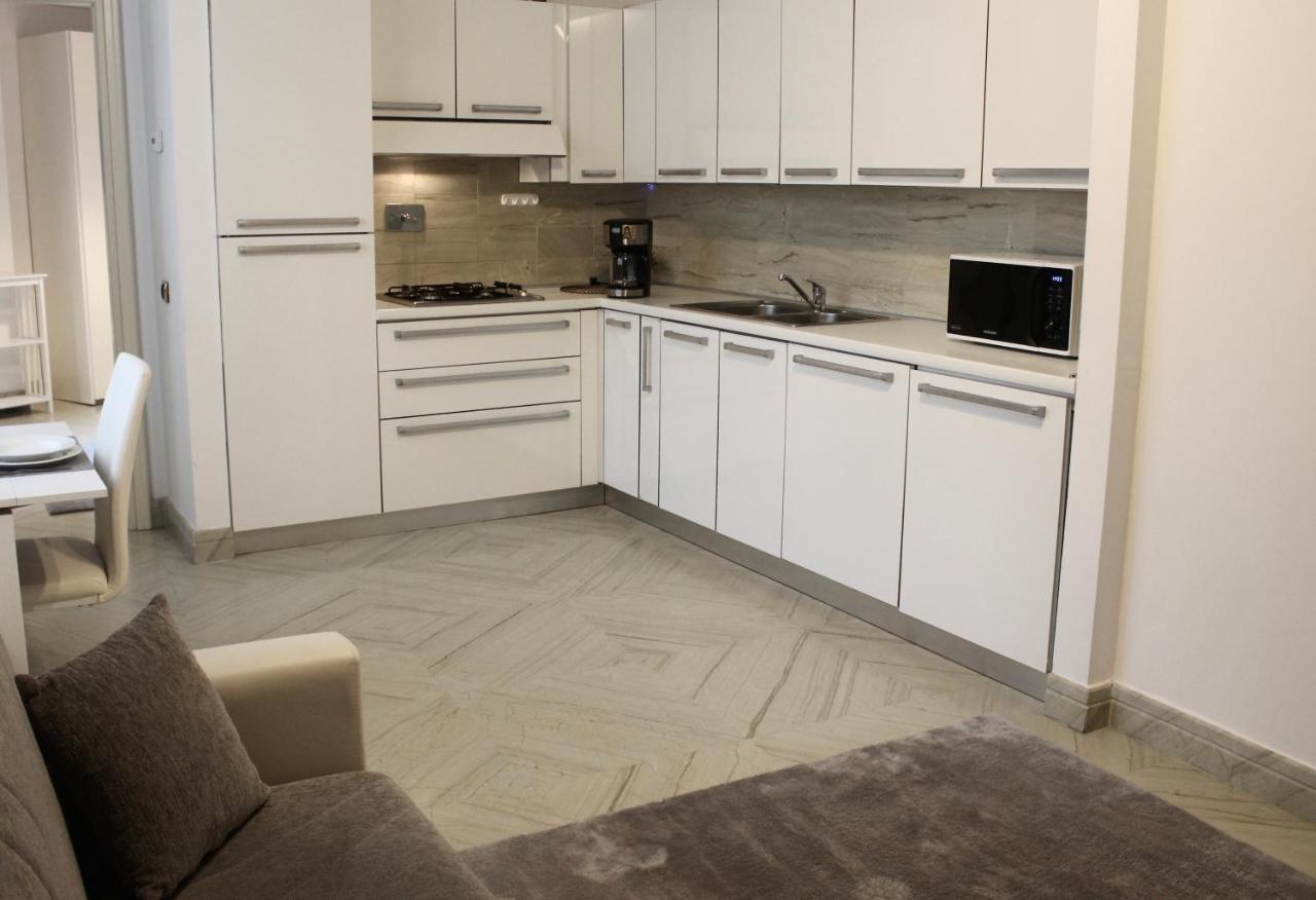 Apartment Trevi Fountain & Spanish Steps Rzym Zewnętrze zdjęcie