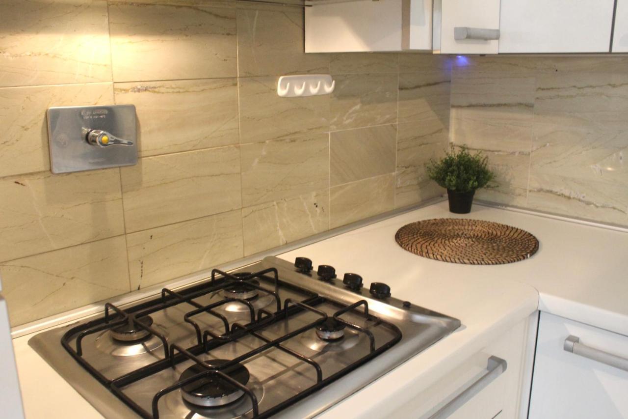 Apartment Trevi Fountain & Spanish Steps Rzym Zewnętrze zdjęcie