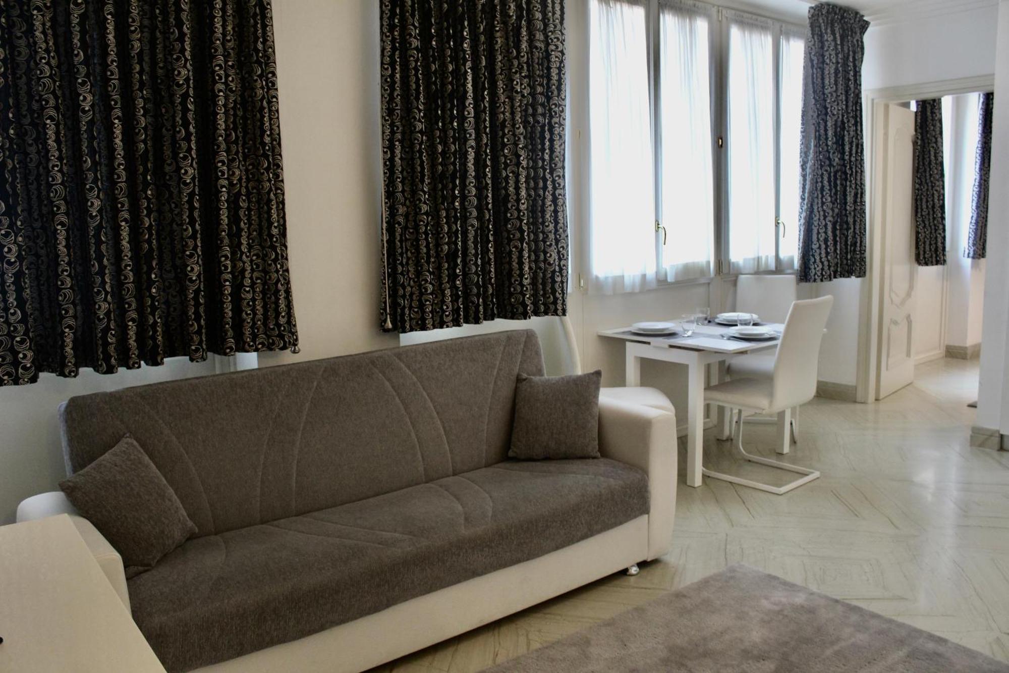 Apartment Trevi Fountain & Spanish Steps Rzym Zewnętrze zdjęcie